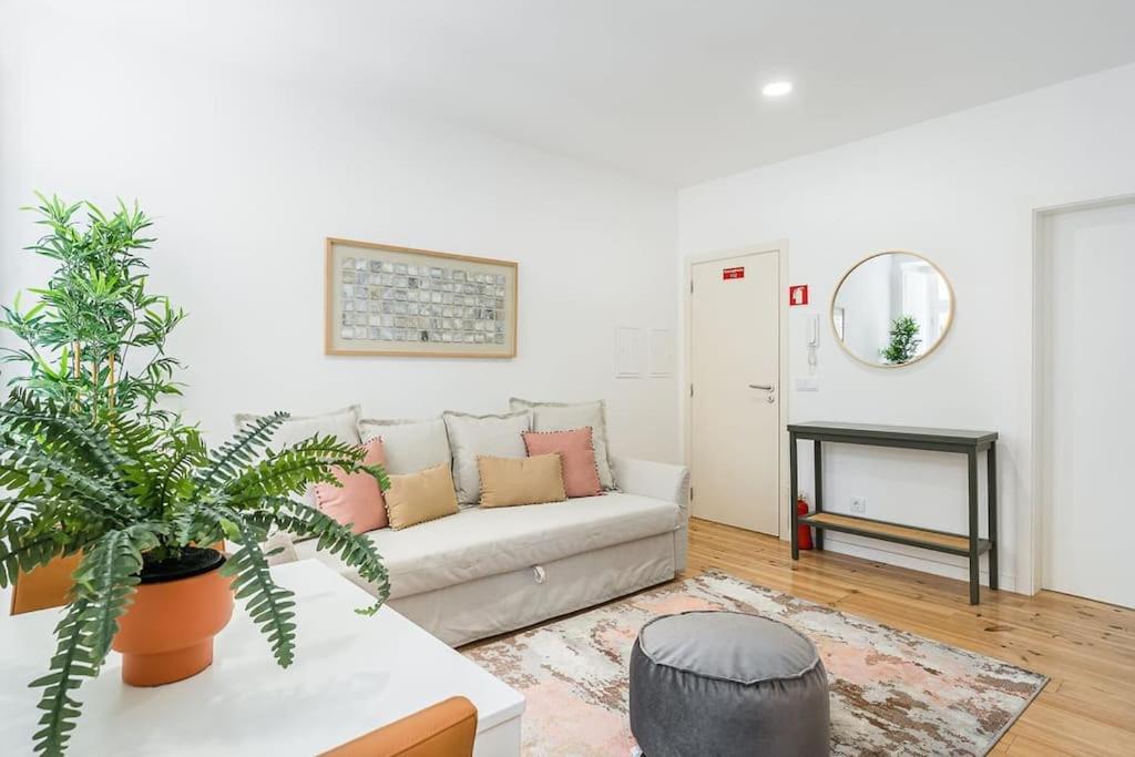 A Charming Stay Near Paco Das Escolas Coimbra Luaran gambar