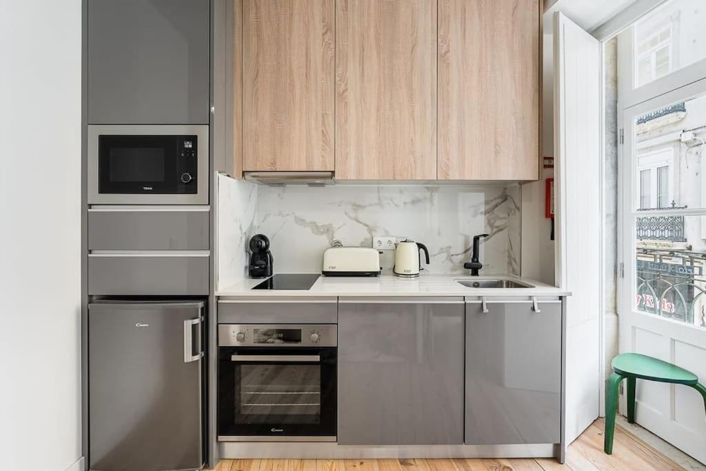 A Charming Stay Near Paco Das Escolas Coimbra Luaran gambar